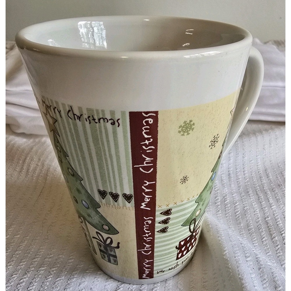Royal Norfolk We Wish You A Merry Christmas Mug - Picture 2 of 7